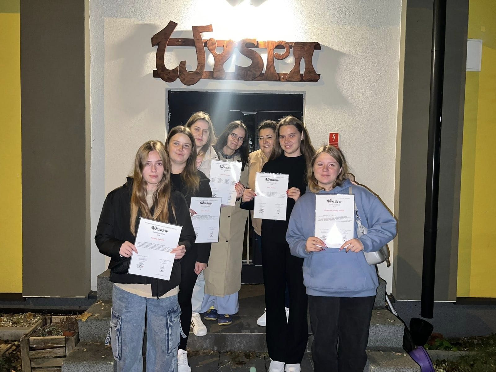 Нагородження сертифікатами про проходження практики